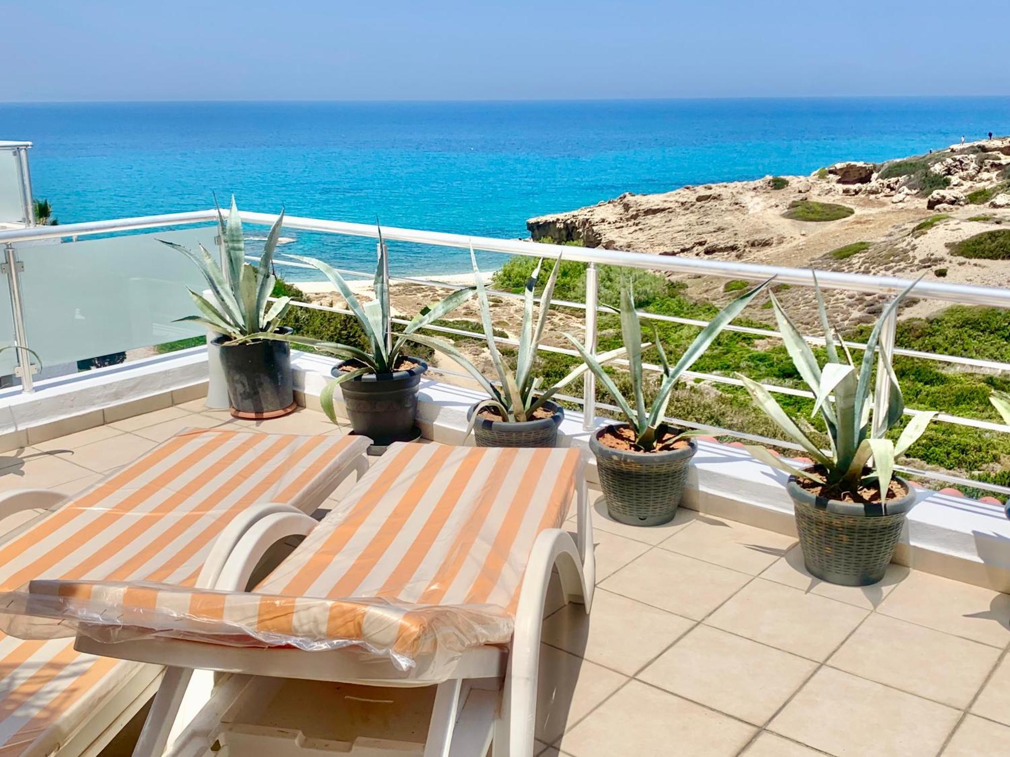 Boho Bay Apartment Akanthou Exterior photo